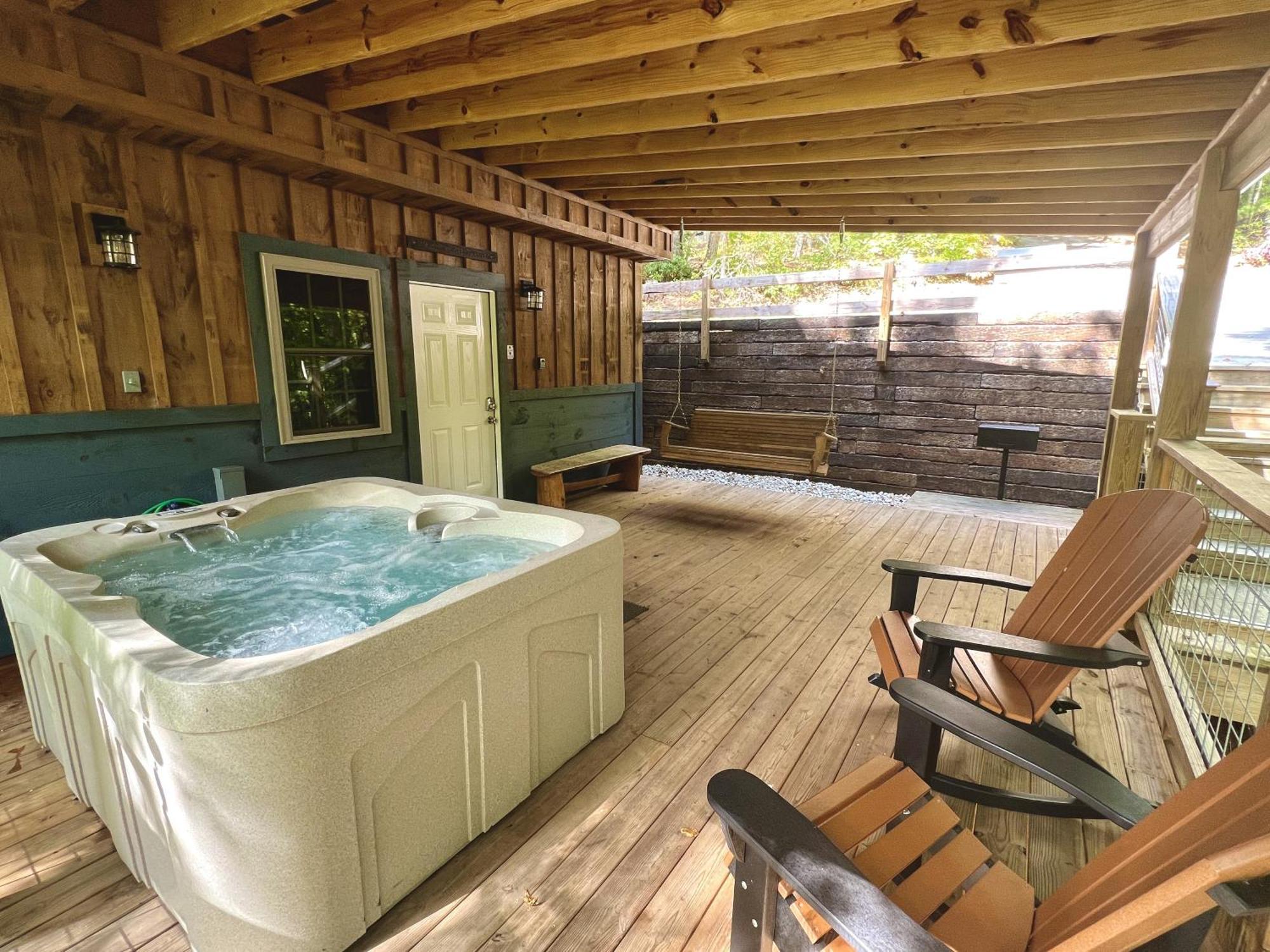 Bigfoots Hideaway Cabin Gatlinburg Bagian luar foto